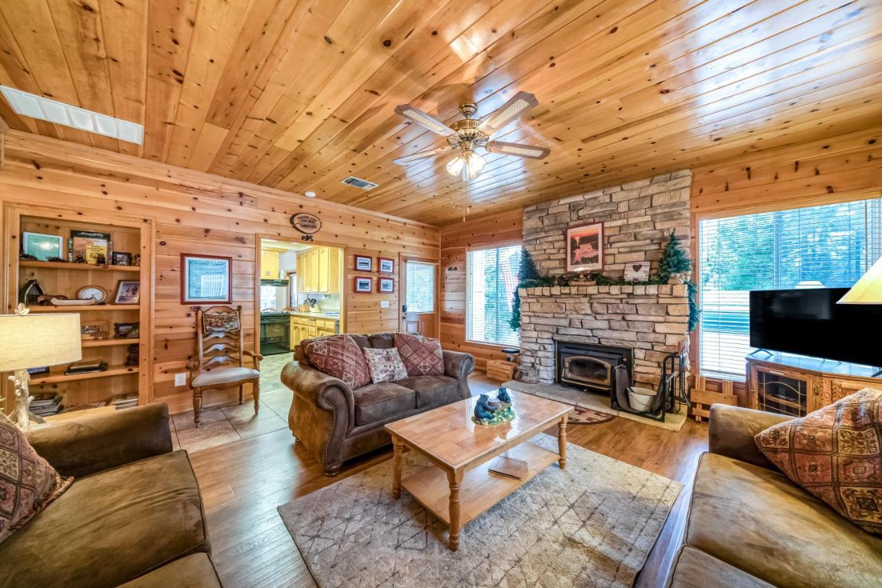 Black Bear Cabin Bass Lake Exterior foto